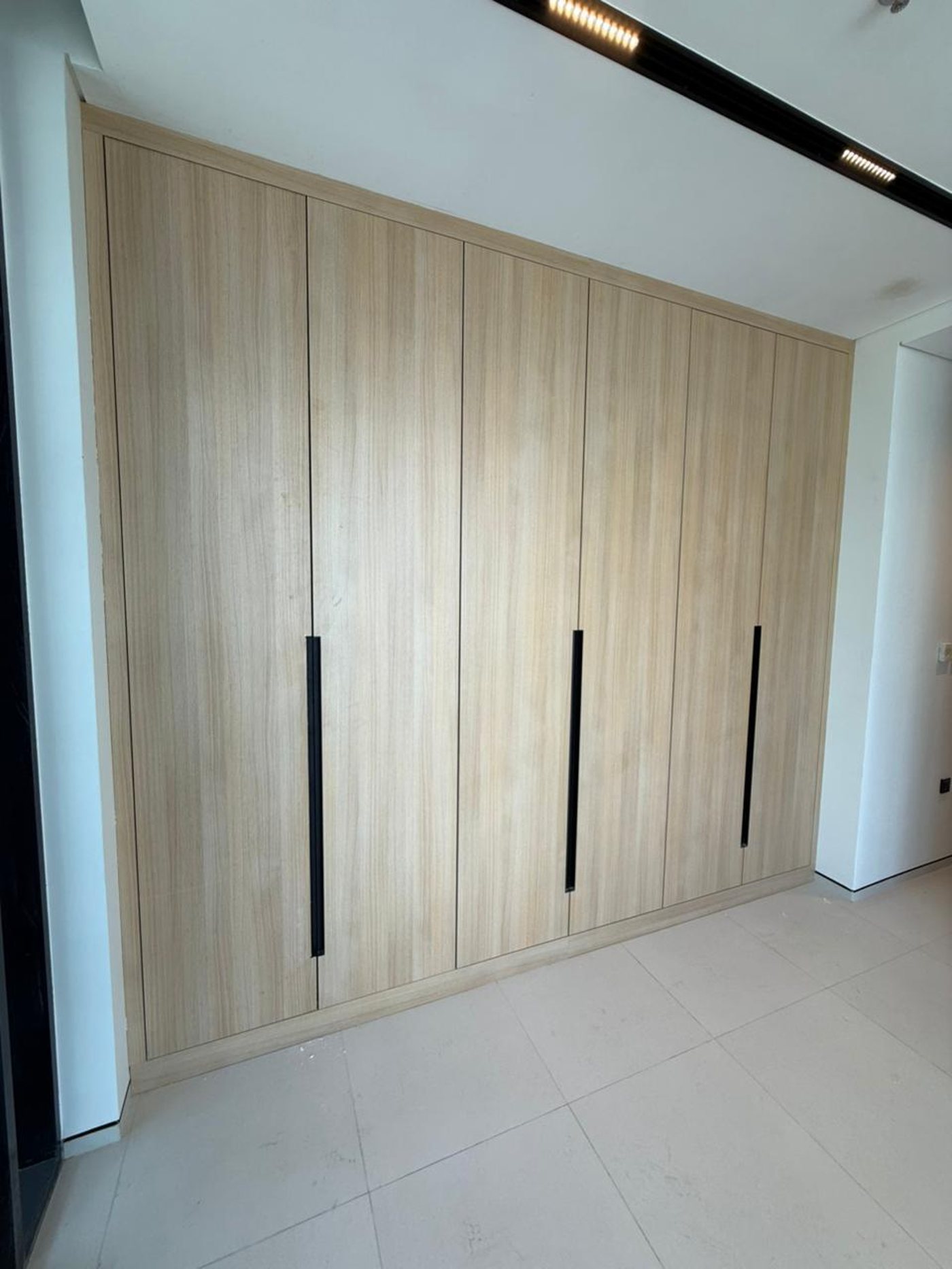 MALINA — wardrobe wall